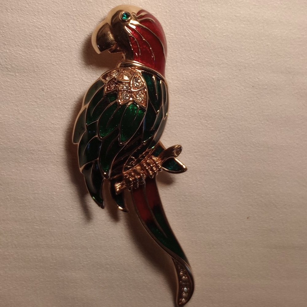 S.A.L Vintage  parrot gold tone pin brooch green red enamel Swarovski crystal  g